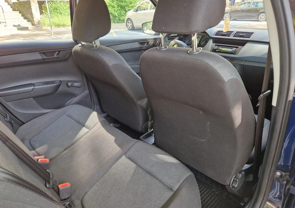 Skoda Fabia cena 27500 przebieg: 144000, rok produkcji 2018 z Wrocław małe 67